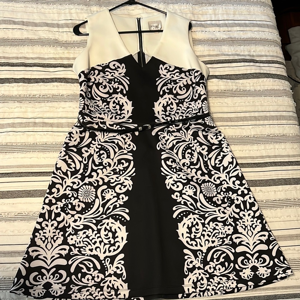 Beige by eci cocktail dress with belt